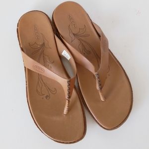 Keen mens flip flops - Size 9.5 US. Not as marked